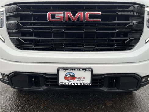 New 2025 GMC Sierra 1500 Elevation image 30