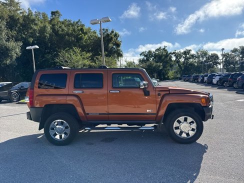 Used 2007 HUMMER H3 image 7