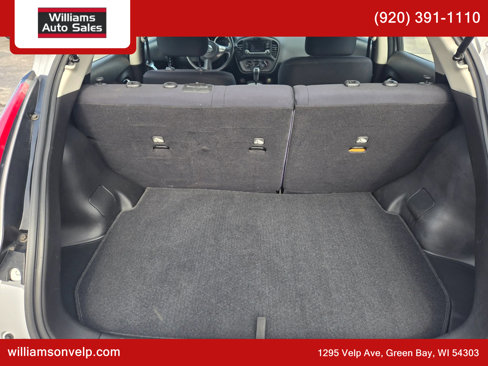 Used 2016 Nissan Juke S image 21
