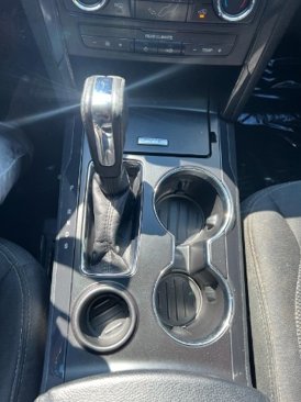 Used 2017 Ford Explorer XLT image 17
