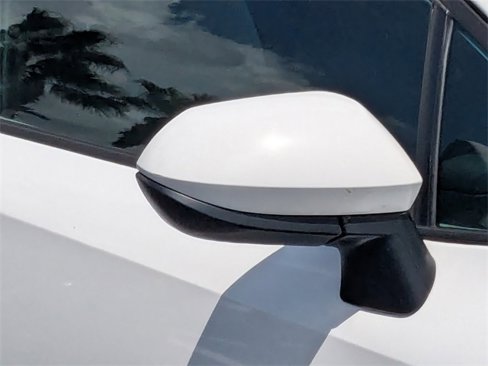 Used 2022 Toyota Corolla LE image 10