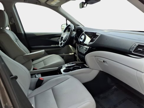 Used 2020 Honda Pilot Elite image 17