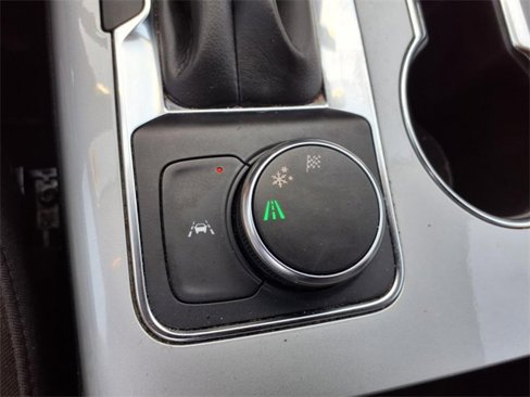 Used 2023 Chevrolet Blazer LT image 27