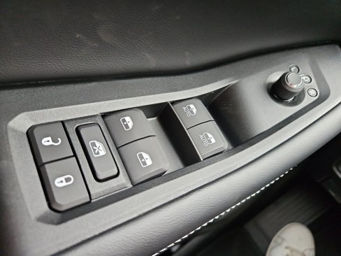 New 2025 Jeep Grand Cherokee L Altitude image 23