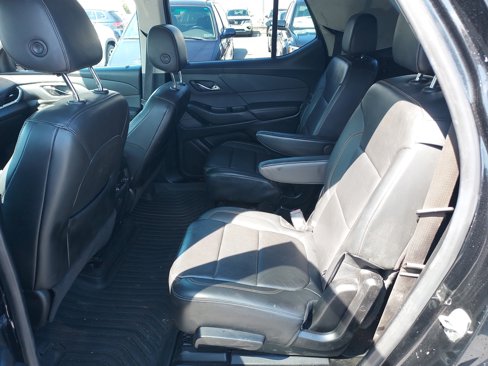 Used 2019 Chevrolet Traverse LT image 16