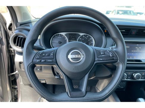 Used 2023 Nissan Kicks S image 32