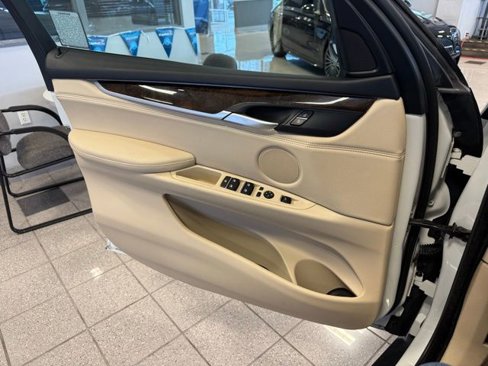 Used 2014 BMW X5 sDrive35i image 21