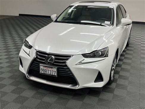 Certified 2019 Lexus IS 300 image 2
