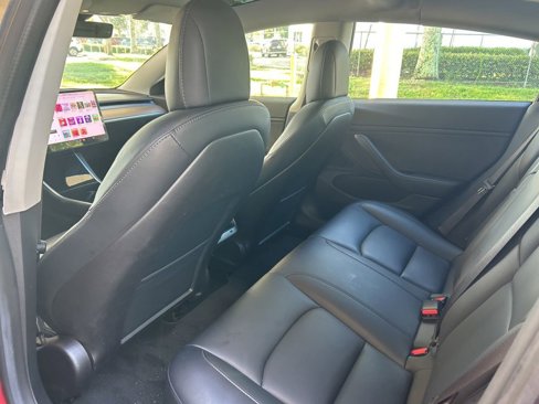 Used 2018 Tesla Model 3 Long Range image 30