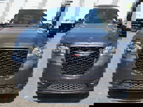 Used 2022 Chrysler 300 S image 8