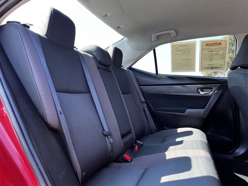 Used 2018 Toyota Corolla LE image 26