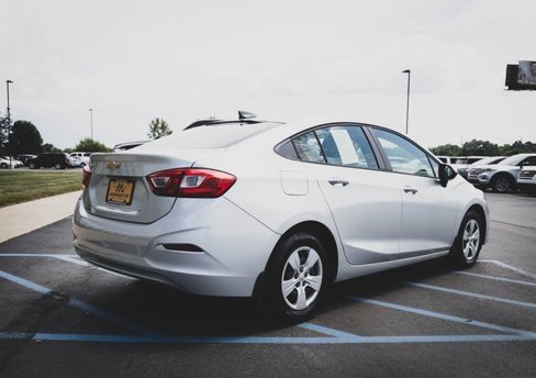 Used 2017 Chevrolet Cruze LS image 27