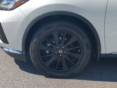 Used 2021 Nissan Murano Platinum image 11