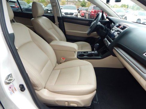 Used 2017 Subaru Outback 2.5i Limited image 18
