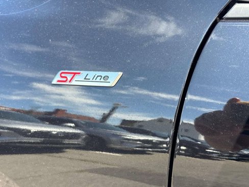 Used 2024 Ford Escape ST-Line image 6