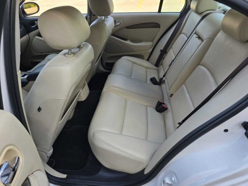 Used 2003 Jaguar S-TYPE R image 10