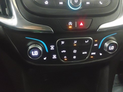 Used 2024 Chevrolet Equinox LT image 12