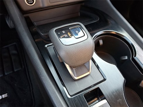 Used 2022 Nissan Rogue SV image 15