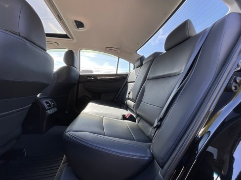 Used 2017 Subaru Legacy 2.5i Limited image 12