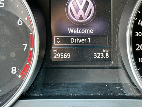 Used 2020 Volkswagen Tiguan S image 23