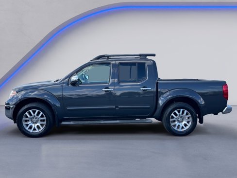 Used 2012 Nissan Frontier SL image 9
