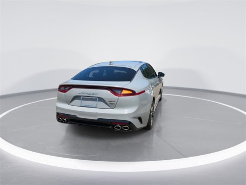 Used 2019 Kia Stinger GT2 image 7