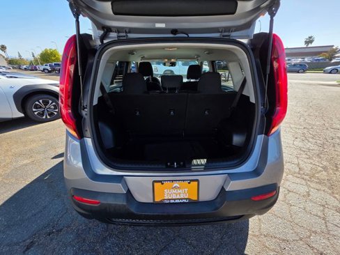 Used 2022 Kia Soul LX w/ Technology Package image 13