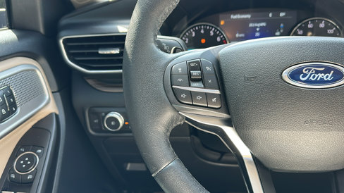 Used 2020 Ford Explorer Limited image 17