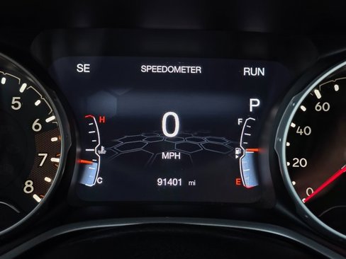 Used 2019 Jeep Compass Limited image 28