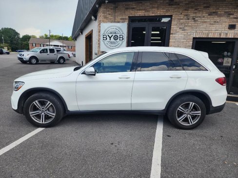 Used 2020 Mercedes-Benz GLC 300 image 2