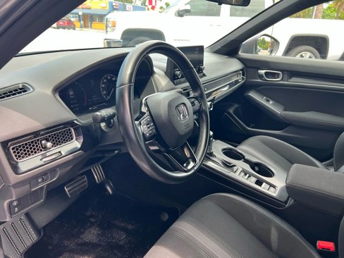 Used 2023 Honda Civic Sport image 16