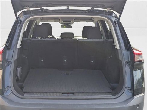 Used 2023 Nissan Rogue SV image 7