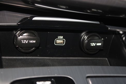 Used 2019 Genesis G80 3.8 image 26
