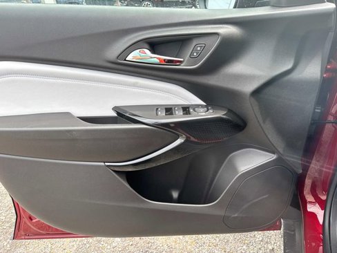 New 2025 Chevrolet Trax LT w/ Driver Confidence Package image 17