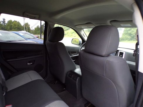 Used 2010 Jeep Grand Cherokee Laredo image 23