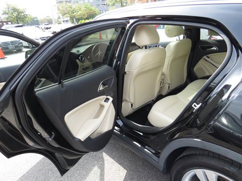 Used 2018 Mercedes-Benz GLA 250 4MATIC image 21