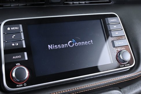 Used 2020 Nissan Kicks SR w/ SR Premium Package image 16
