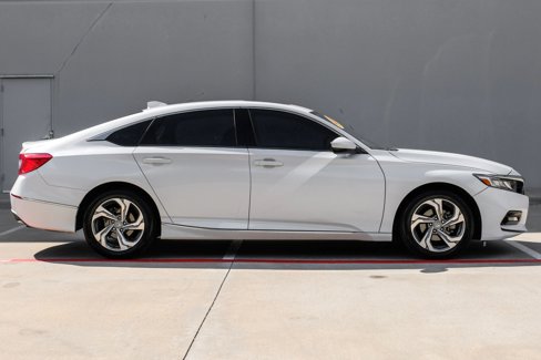 Used 2019 Honda Accord EX image 2