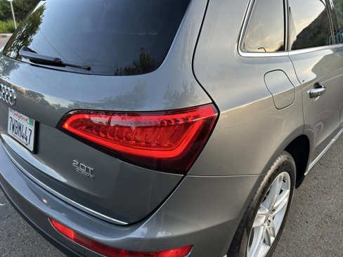 Used 2017 Audi Q5 2.0T Premium Plus w/ Technology Package image 27