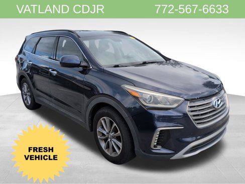 Used 2017 Hyundai Santa Fe SE image 1