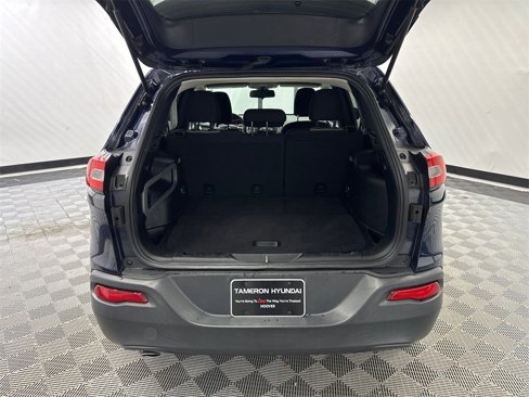 Used 2014 Jeep Cherokee Sport image 18