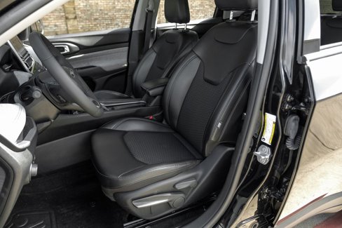 Used 2022 Jeep Compass Latitude image 8