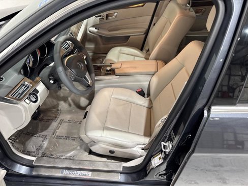 Used 2014 Mercedes-Benz E 350 Sedan image 26