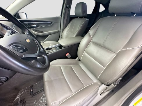 Used 2015 Chevrolet Impala LTZ image 11