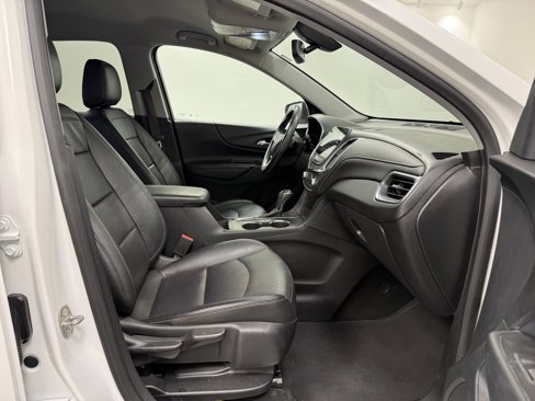 Used 2019 Chevrolet Equinox Premier image 23