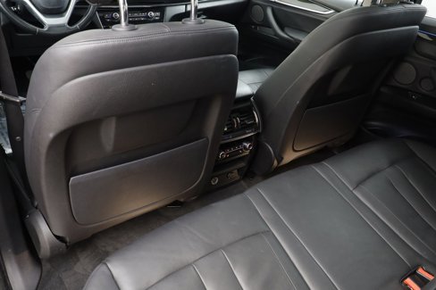 Used 2015 BMW X5 xDrive35d image 34