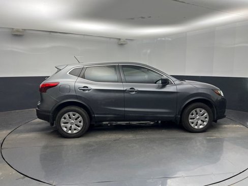 Used 2019 Nissan Rogue Sport S image 10