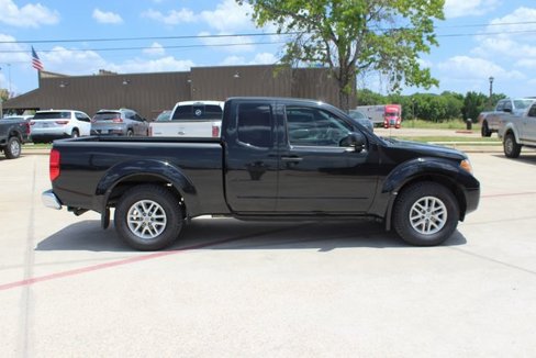 Used 2019 Nissan Frontier SV image 4