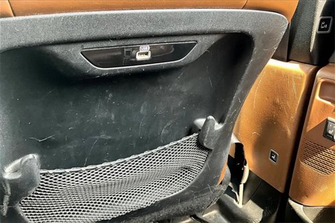 Used 2018 Chrysler Pacifica Limited image 10
