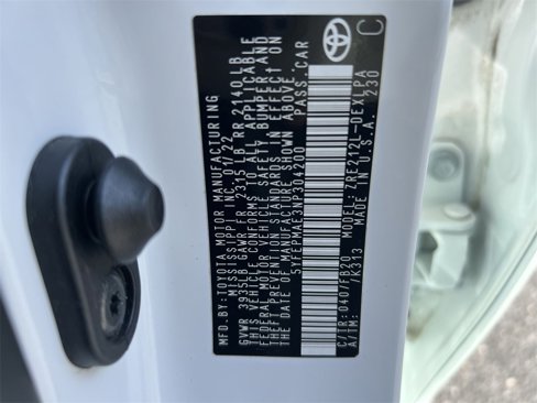 Used 2022 Toyota Corolla LE image 26